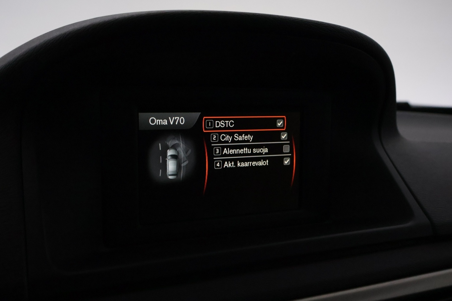 Volvo V70 vaihtoauto