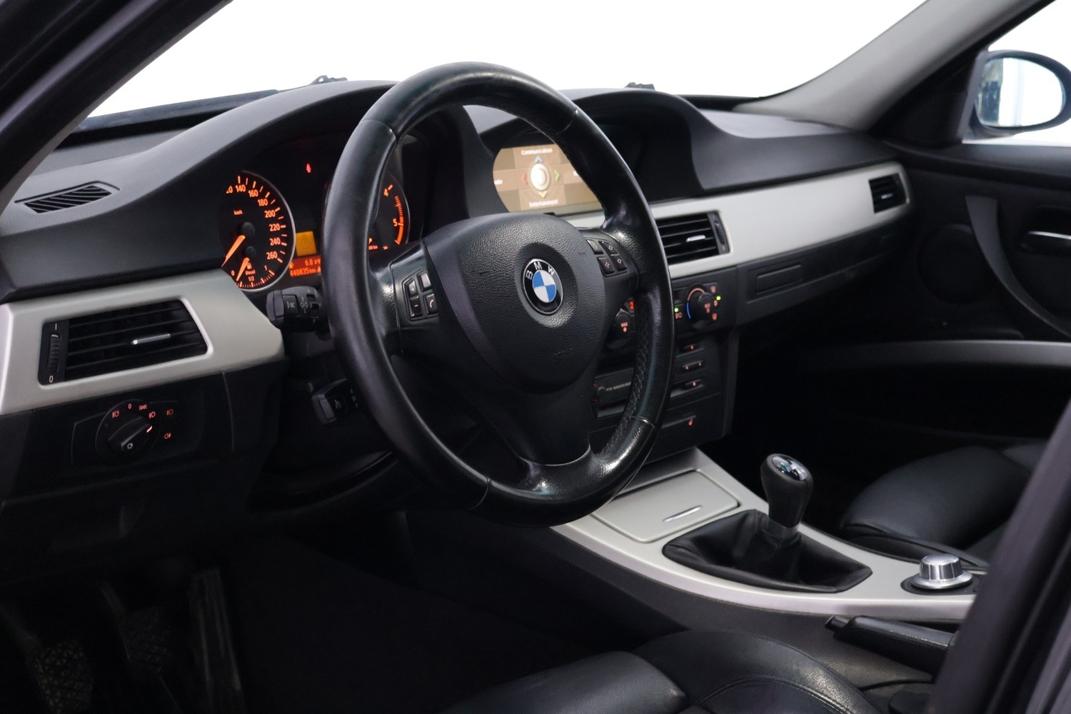 BMW 320 vaihtoauto