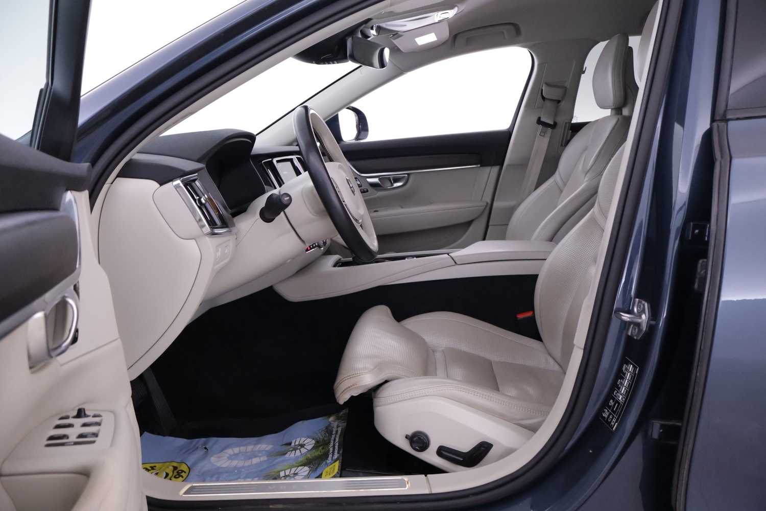 Volvo V90 Cross Country vaihtoauto