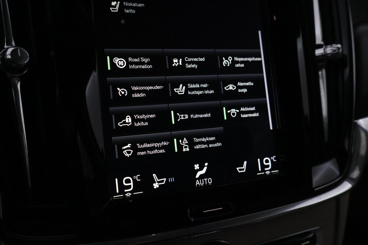 Volvo V90 Cross Country vaihtoauto