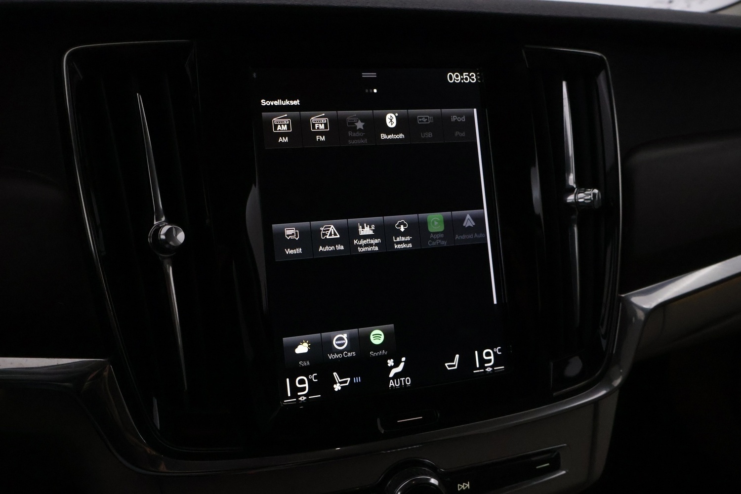 Volvo V90 Cross Country vaihtoauto