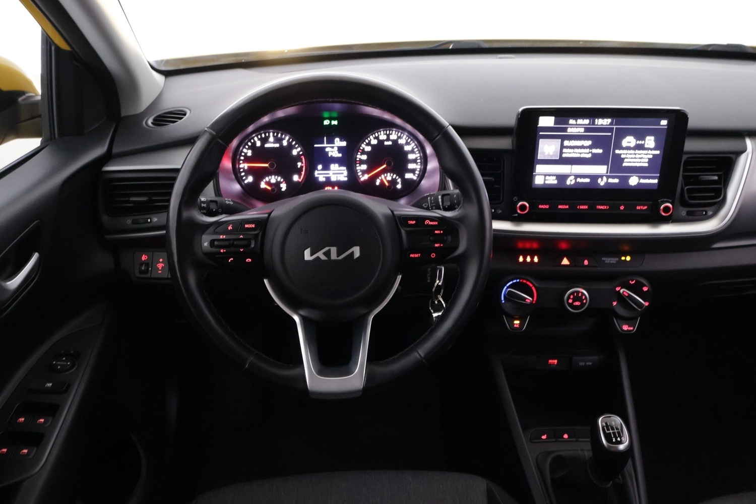 Kia Stonic vaihtoauto