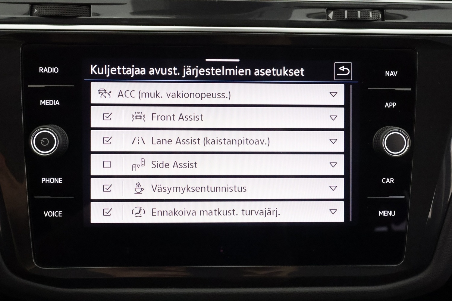 Volkswagen Tiguan vaihtoauto