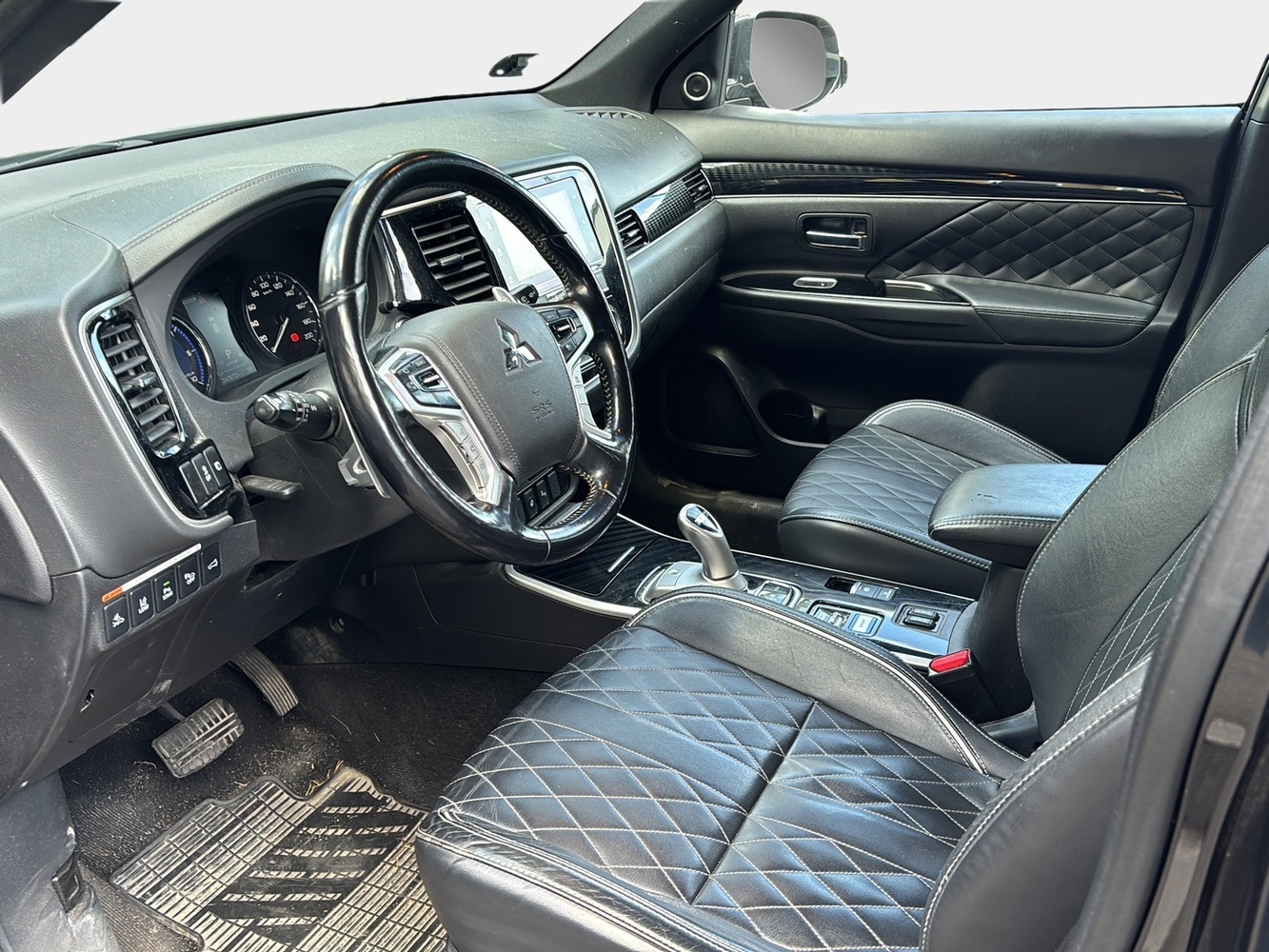 Mitsubishi Outlander PHEV vaihtoauto