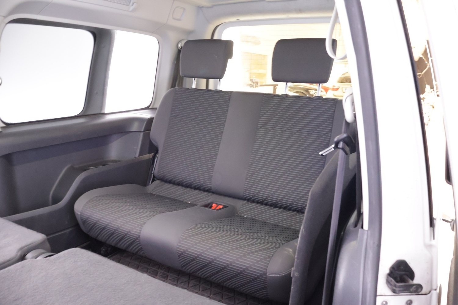 Volkswagen Caddy Maxi vaihtoauto