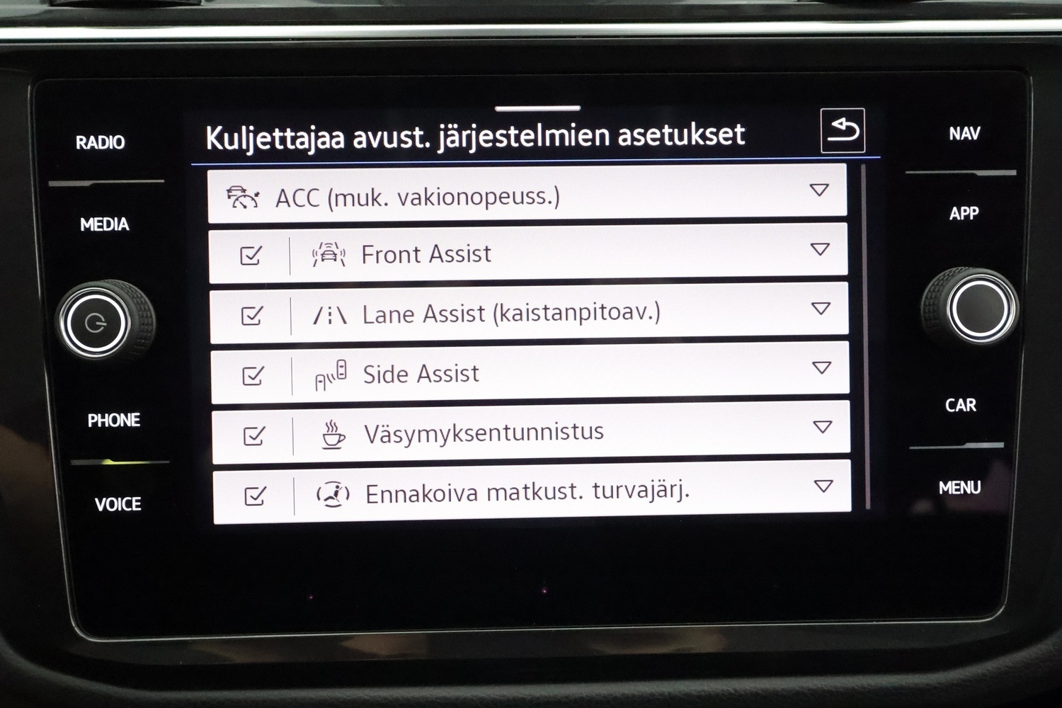Volkswagen Tiguan vaihtoauto