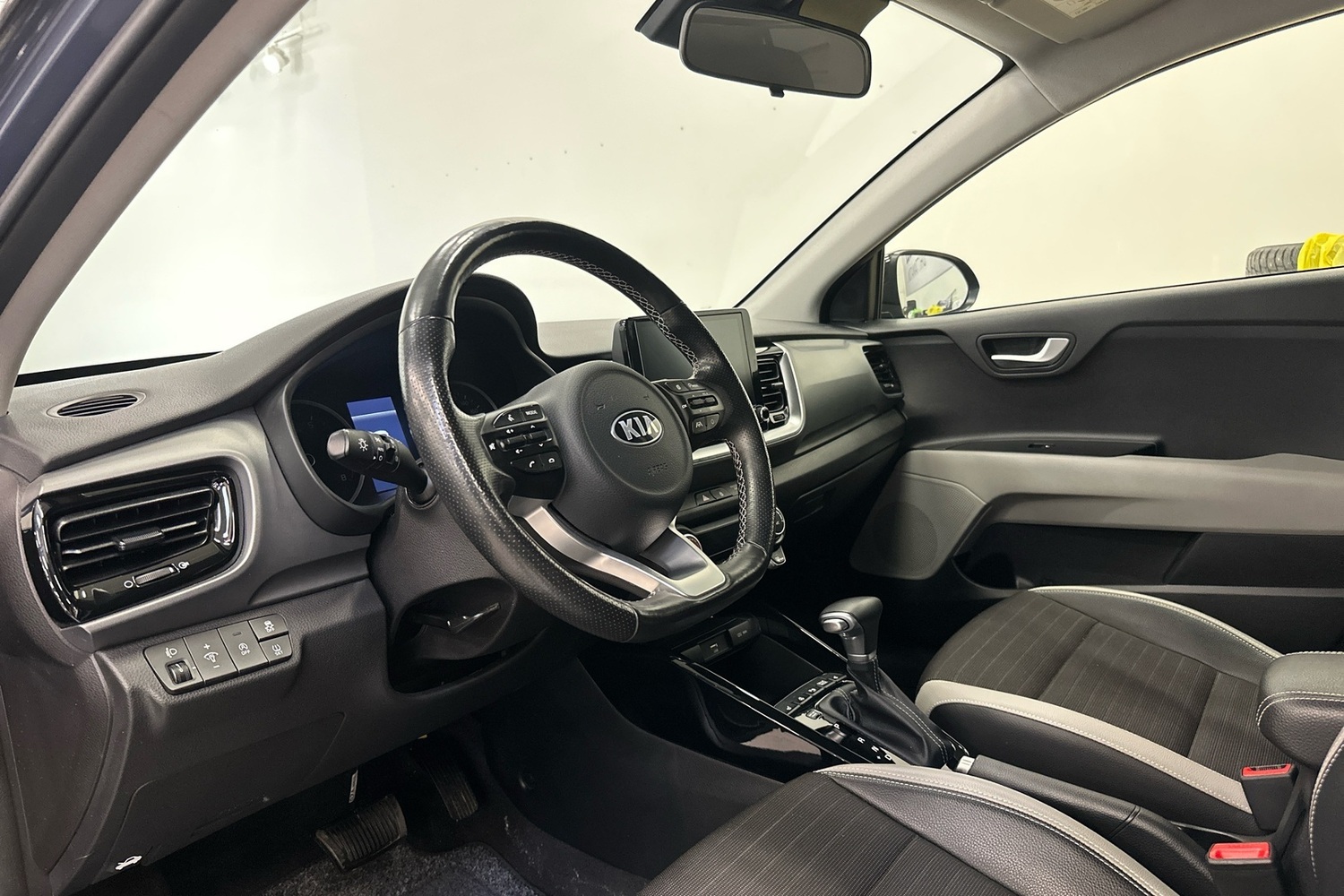 Kia Stonic vaihtoauto