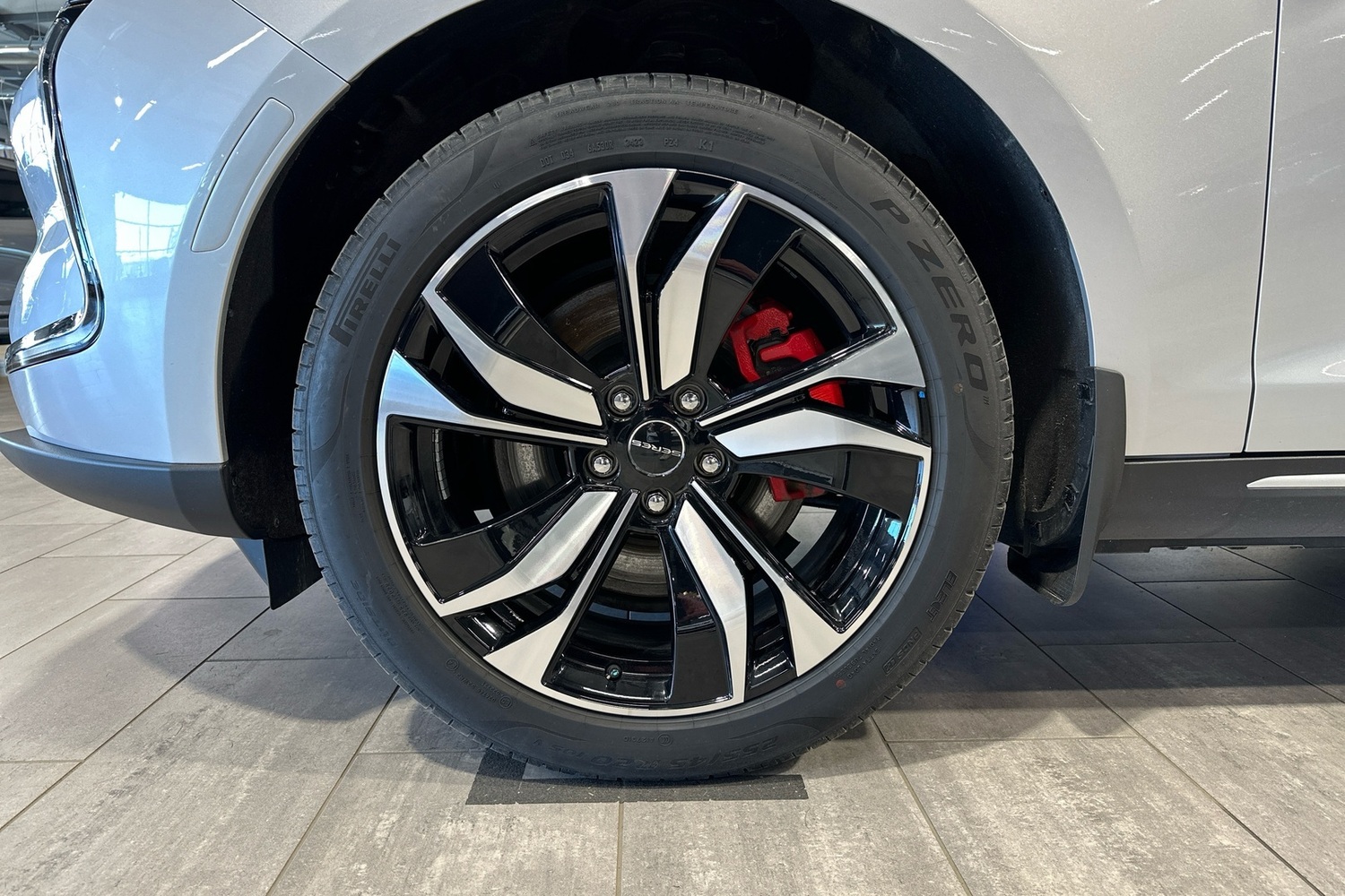 Seres 5 vaihtoauto