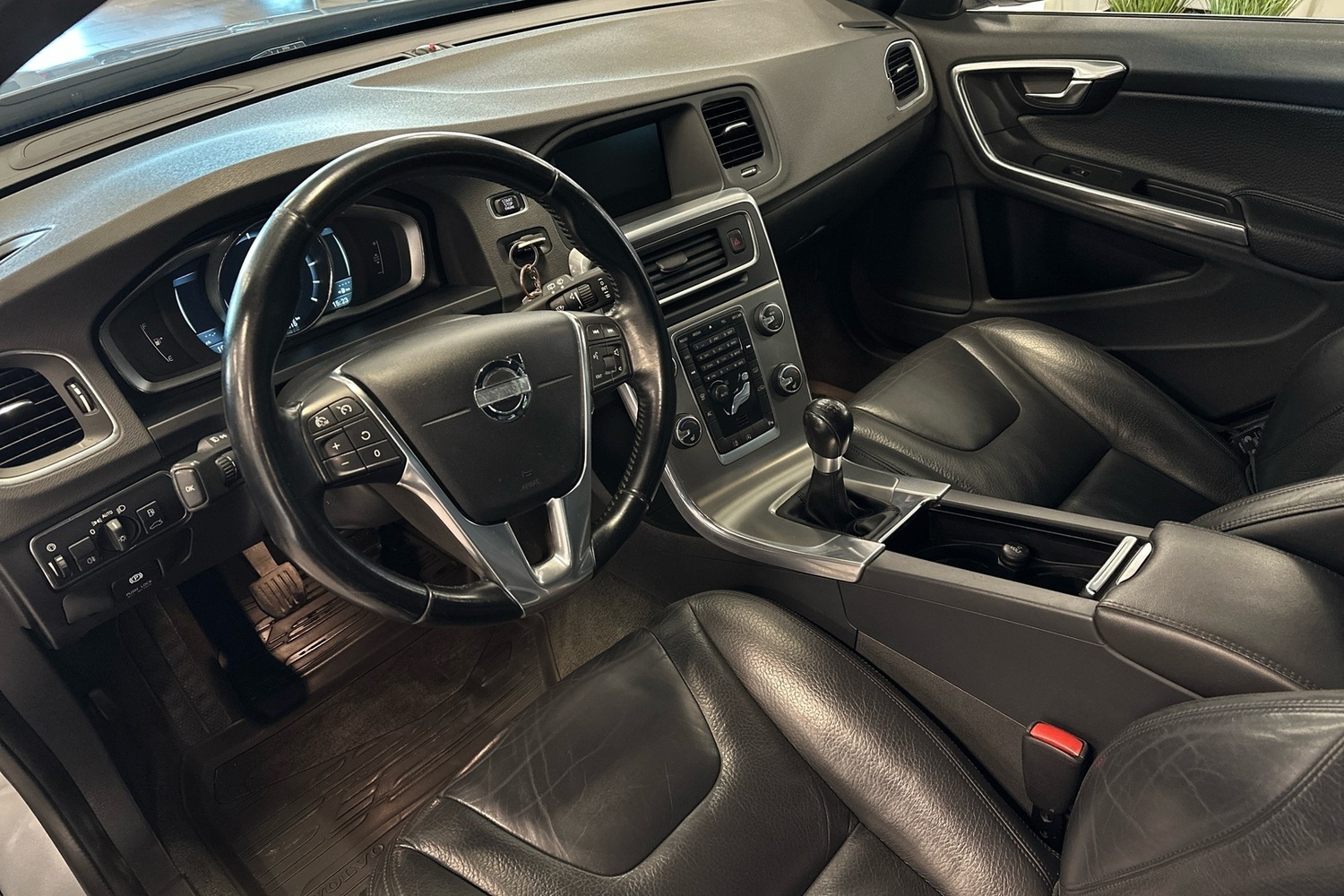 Volvo V60 vaihtoauto