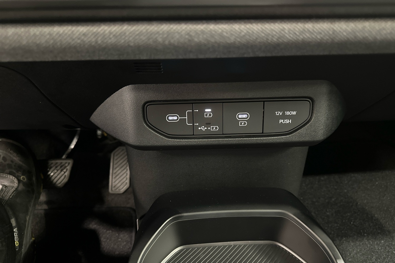 Kia EV4 vaihtoauto