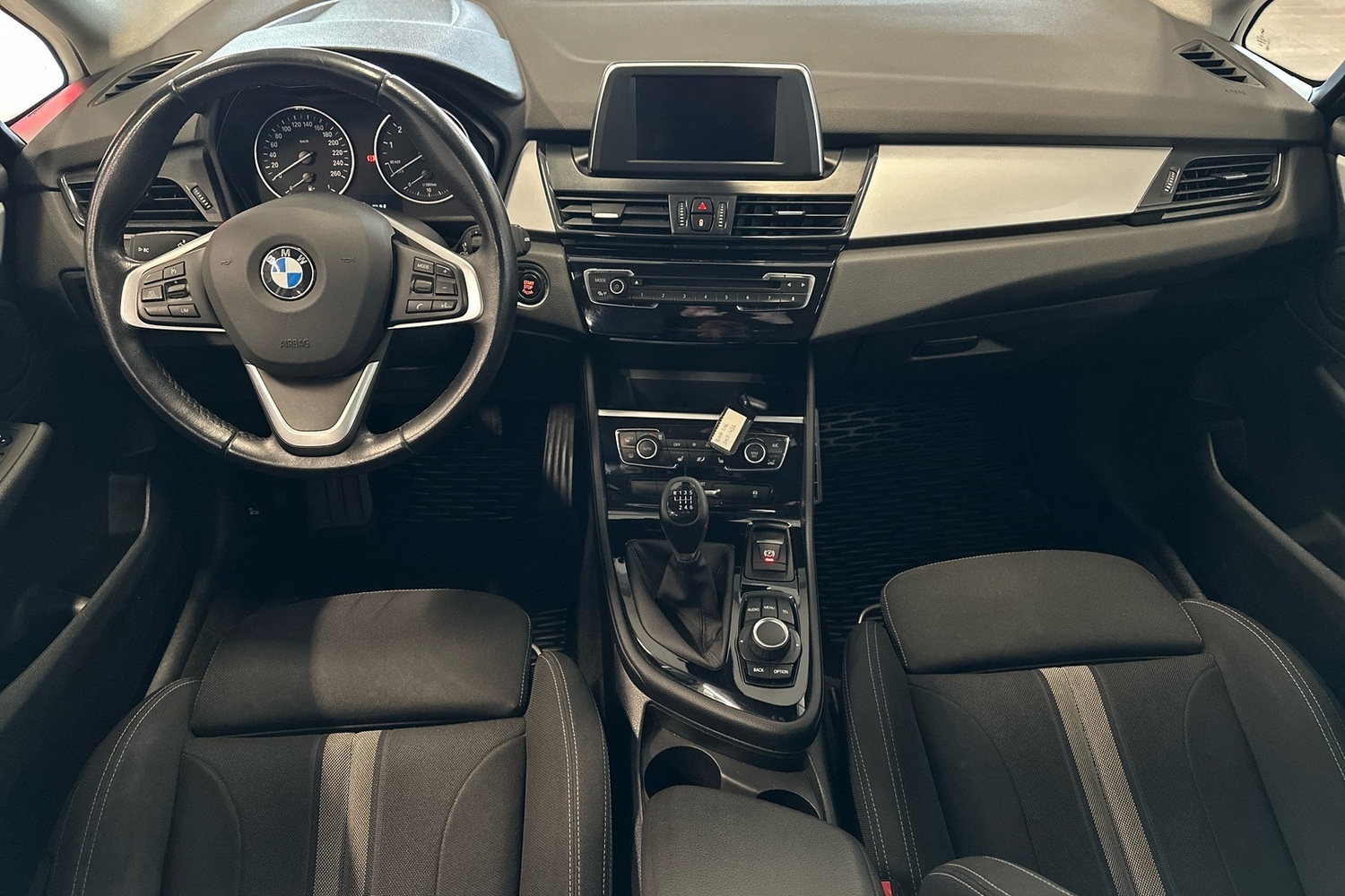 BMW 216 vaihtoauto