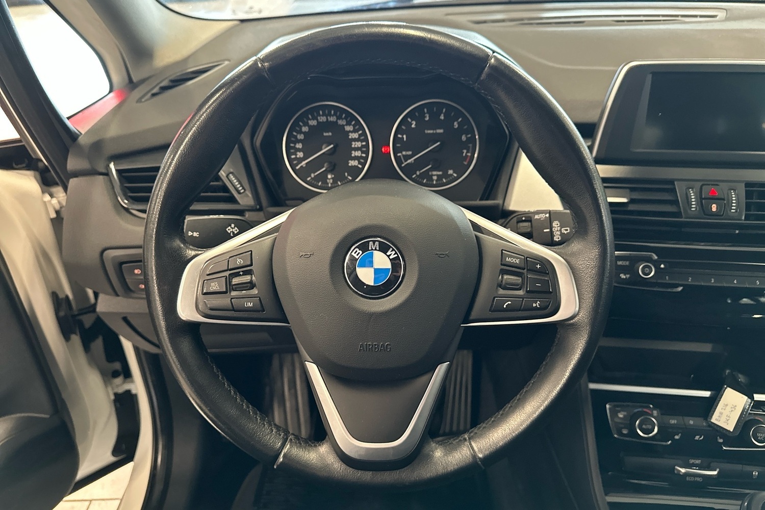 BMW 216 vaihtoauto