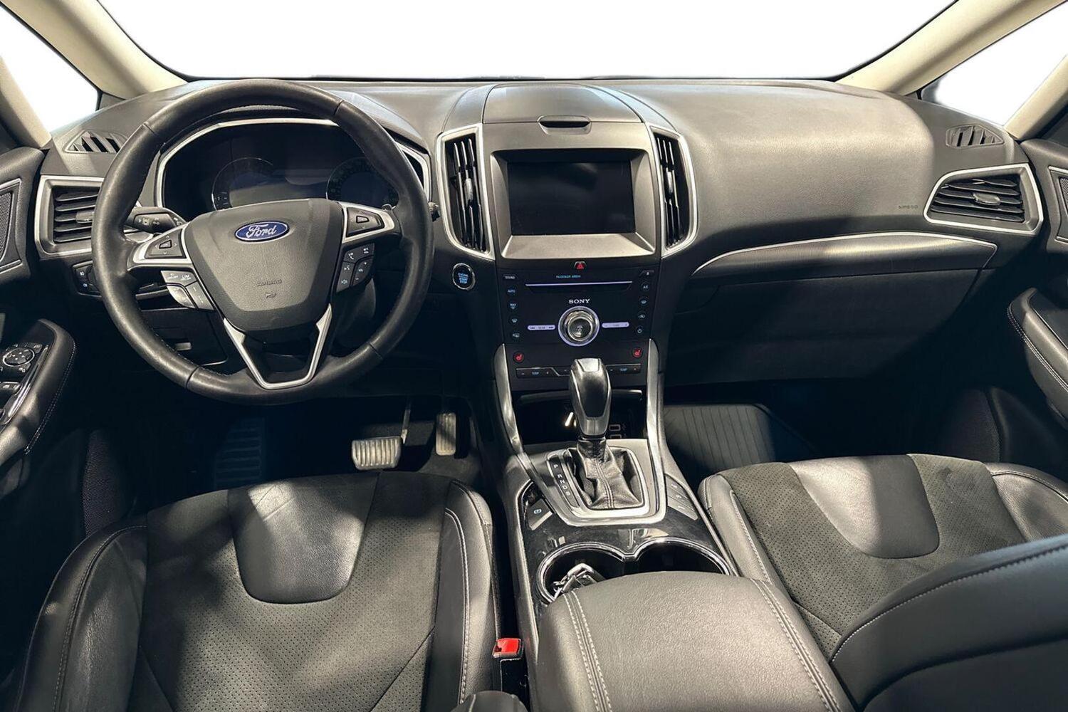 Ford S-MAX vaihtoauto
