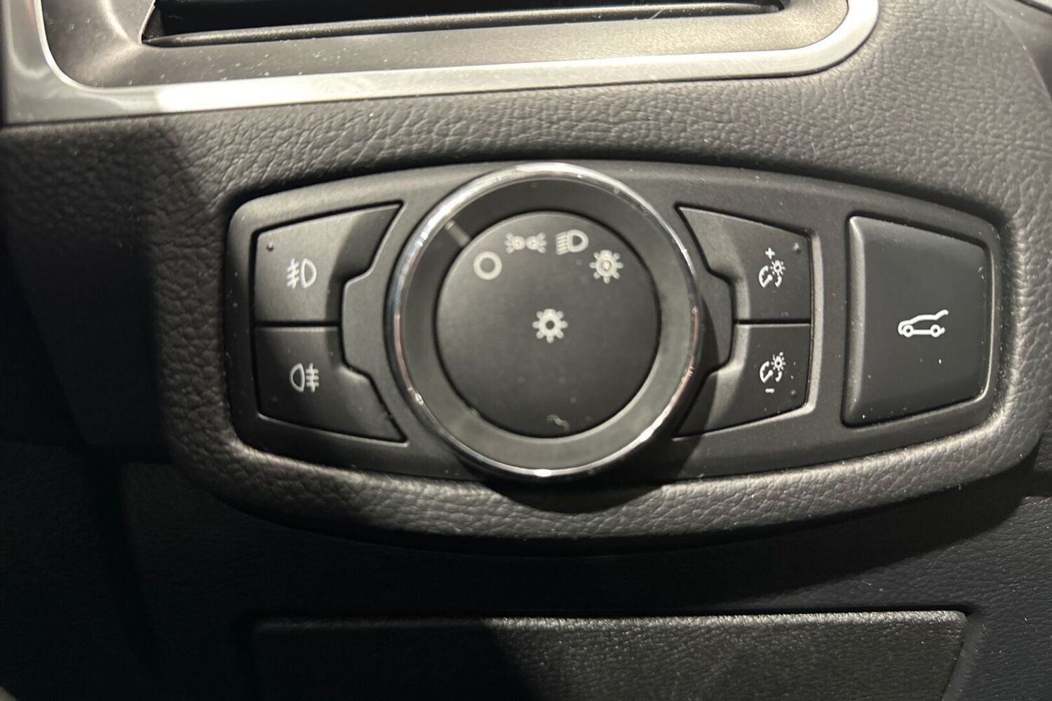 Ford S-MAX vaihtoauto