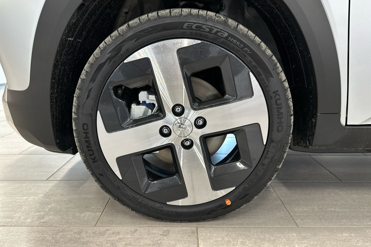 Hyundai INSTER vaihtoauto