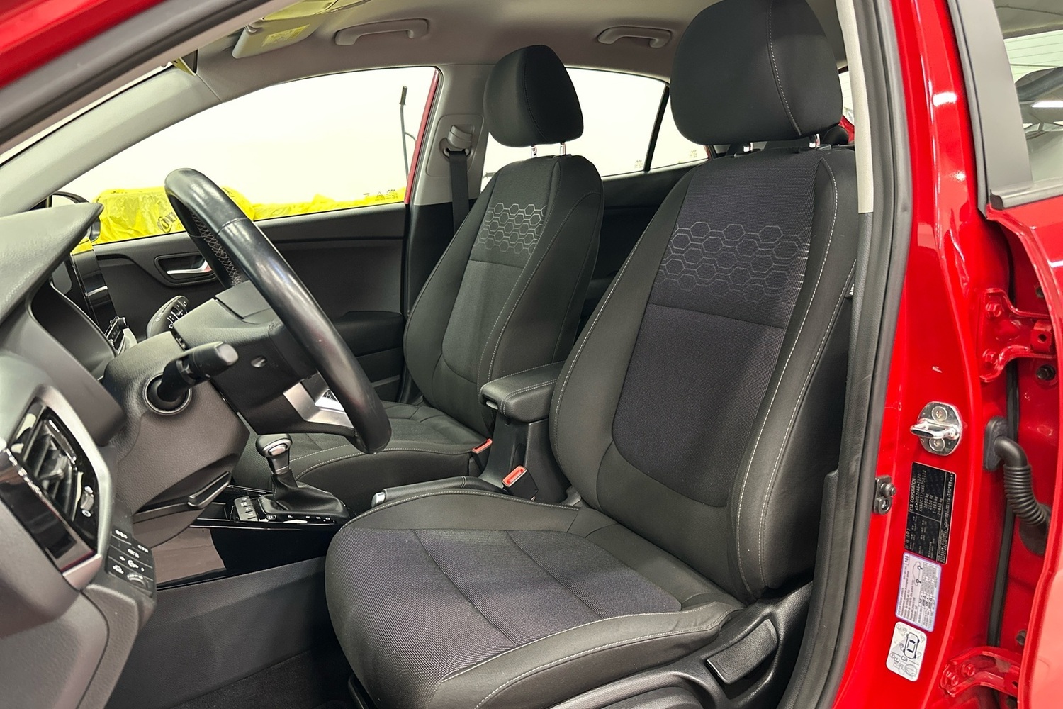 Kia Rio vaihtoauto