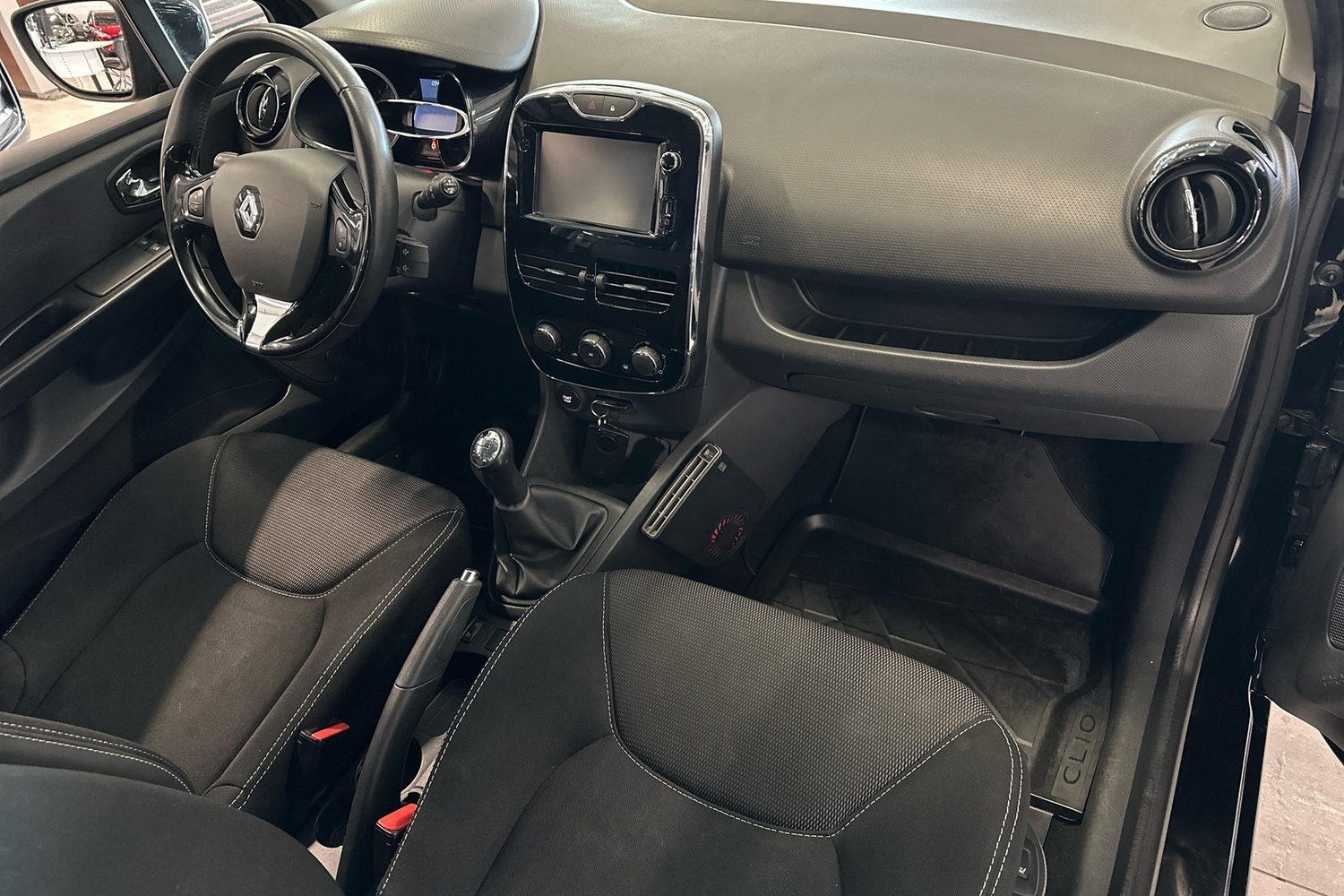 Renault Clio vaihtoauto