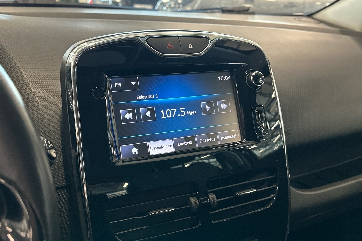 Renault Clio vaihtoauto