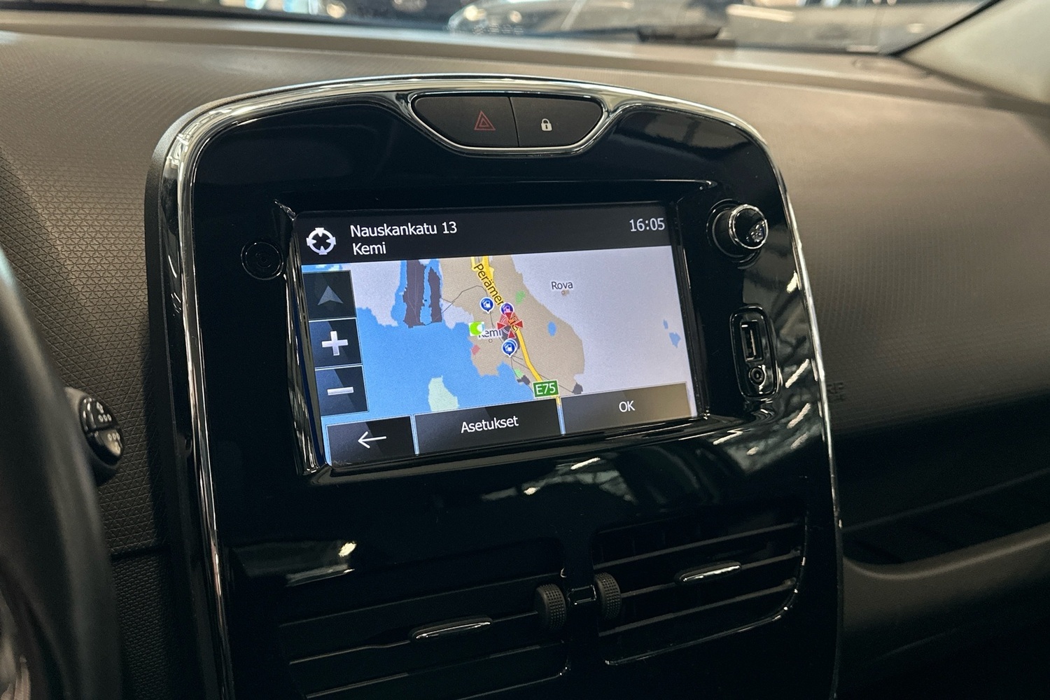 Renault Clio vaihtoauto