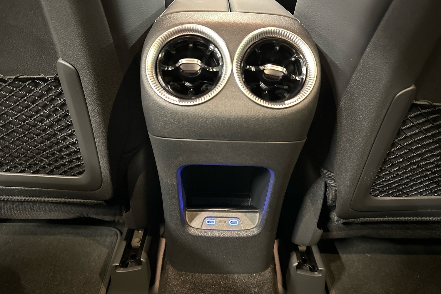 Mercedes-Benz GLB vaihtoauto