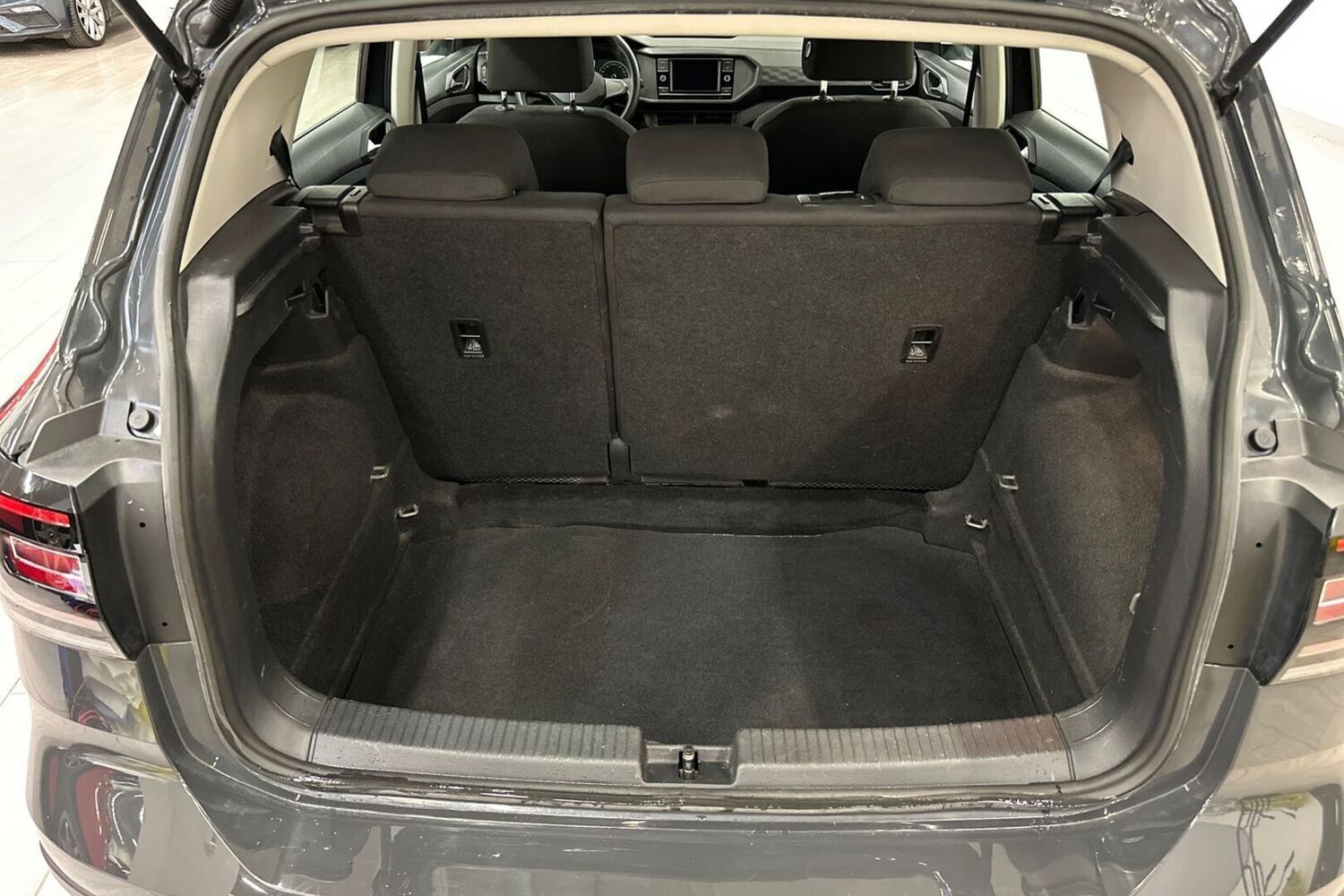 Volkswagen T-Cross vaihtoauto