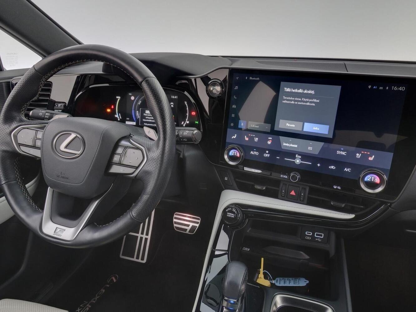 Lexus NX vaihtoauto