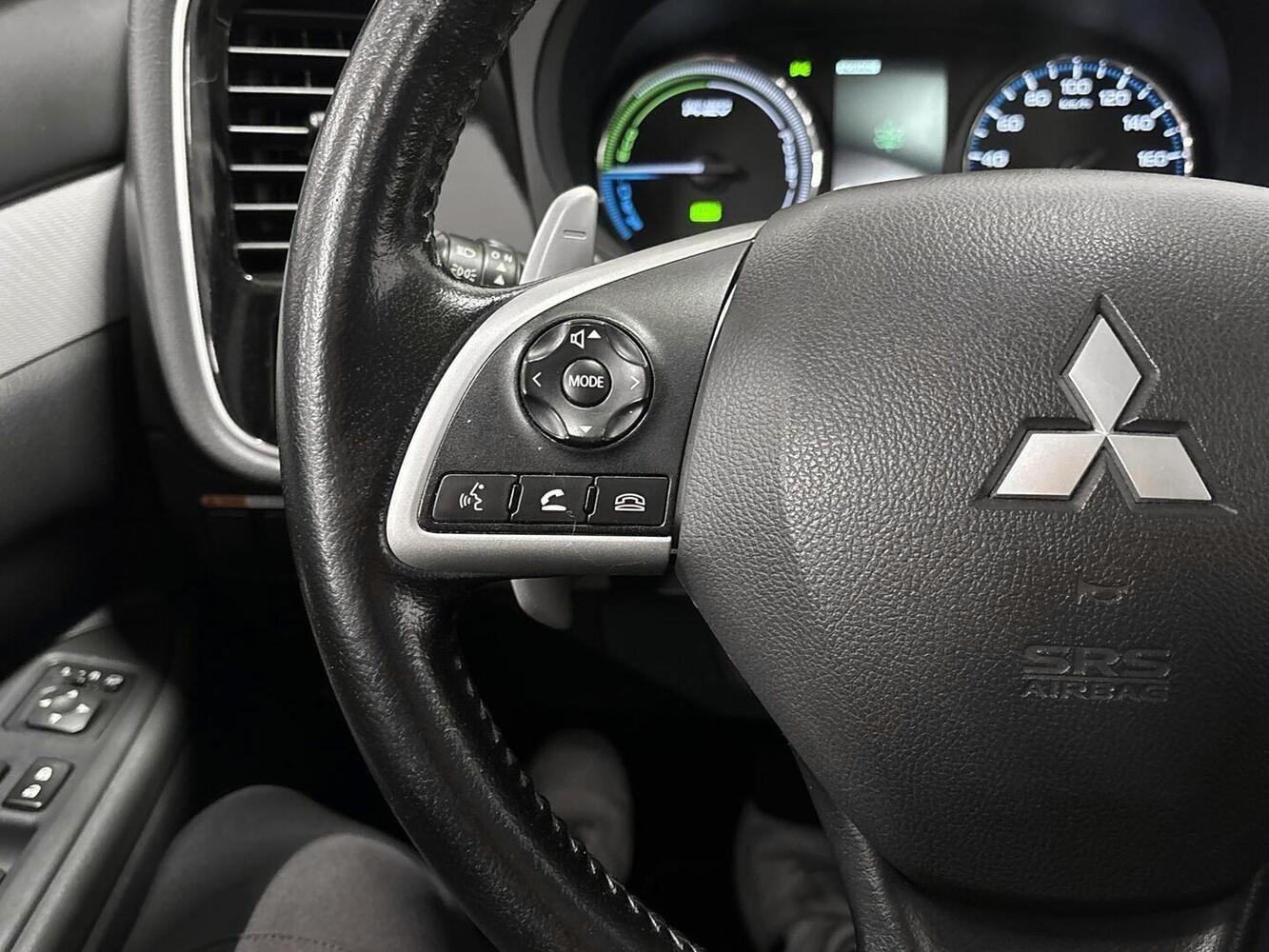 Mitsubishi Outlander PHEV vaihtoauto