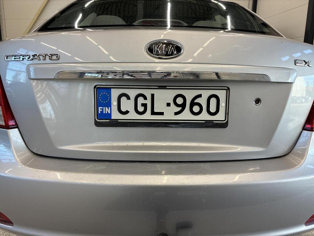 Kia Cerato vaihtoauto