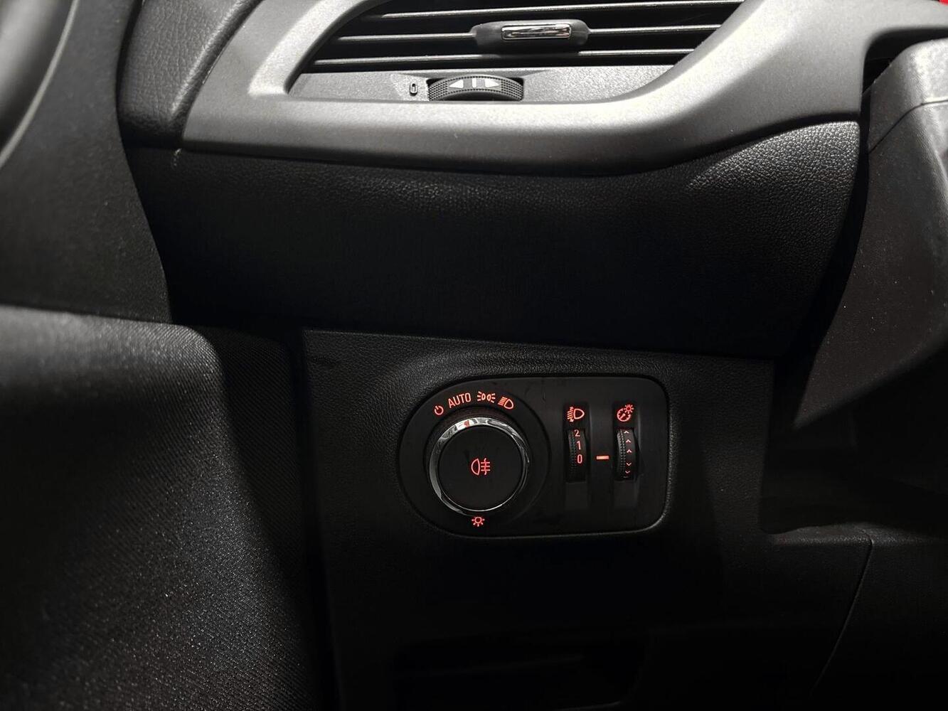 Opel Corsa vaihtoauto