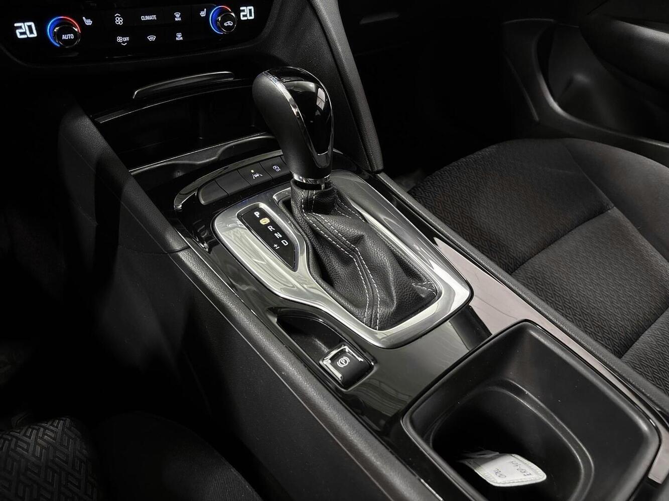Opel Insignia vaihtoauto