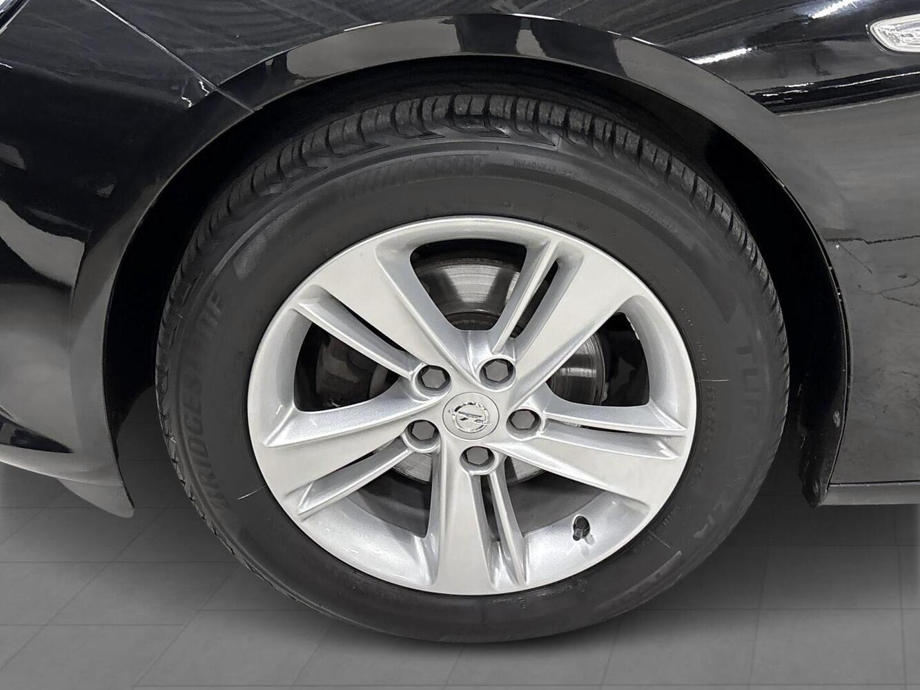 Opel Insignia vaihtoauto