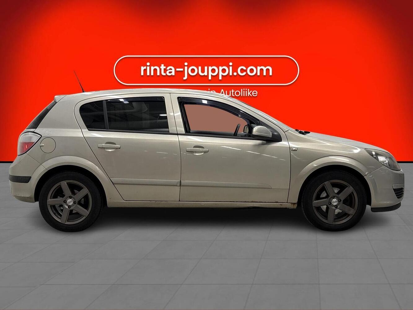 Opel Astra vaihtoauto
