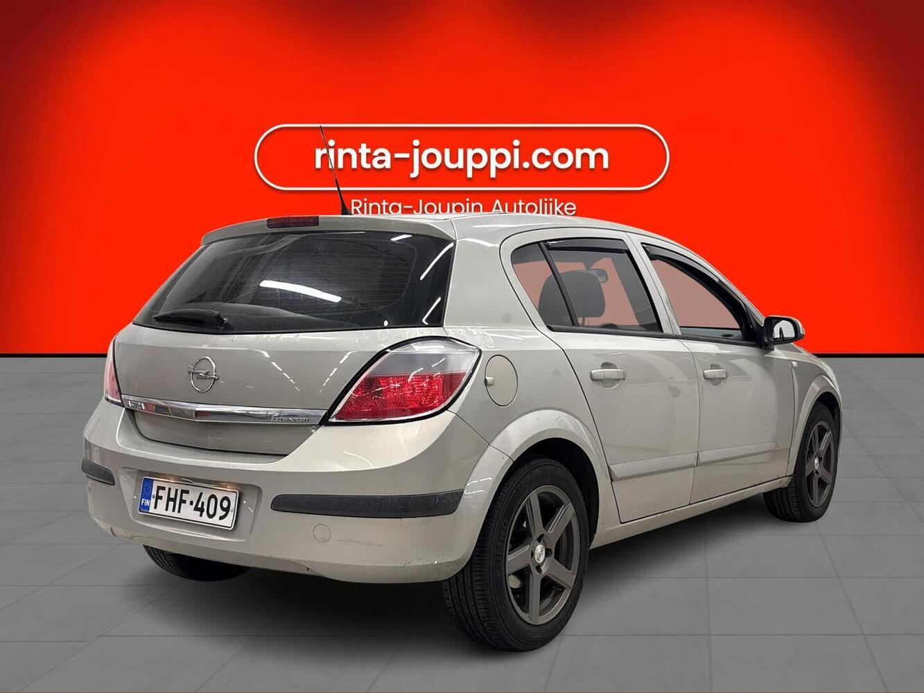 Opel Astra vaihtoauto