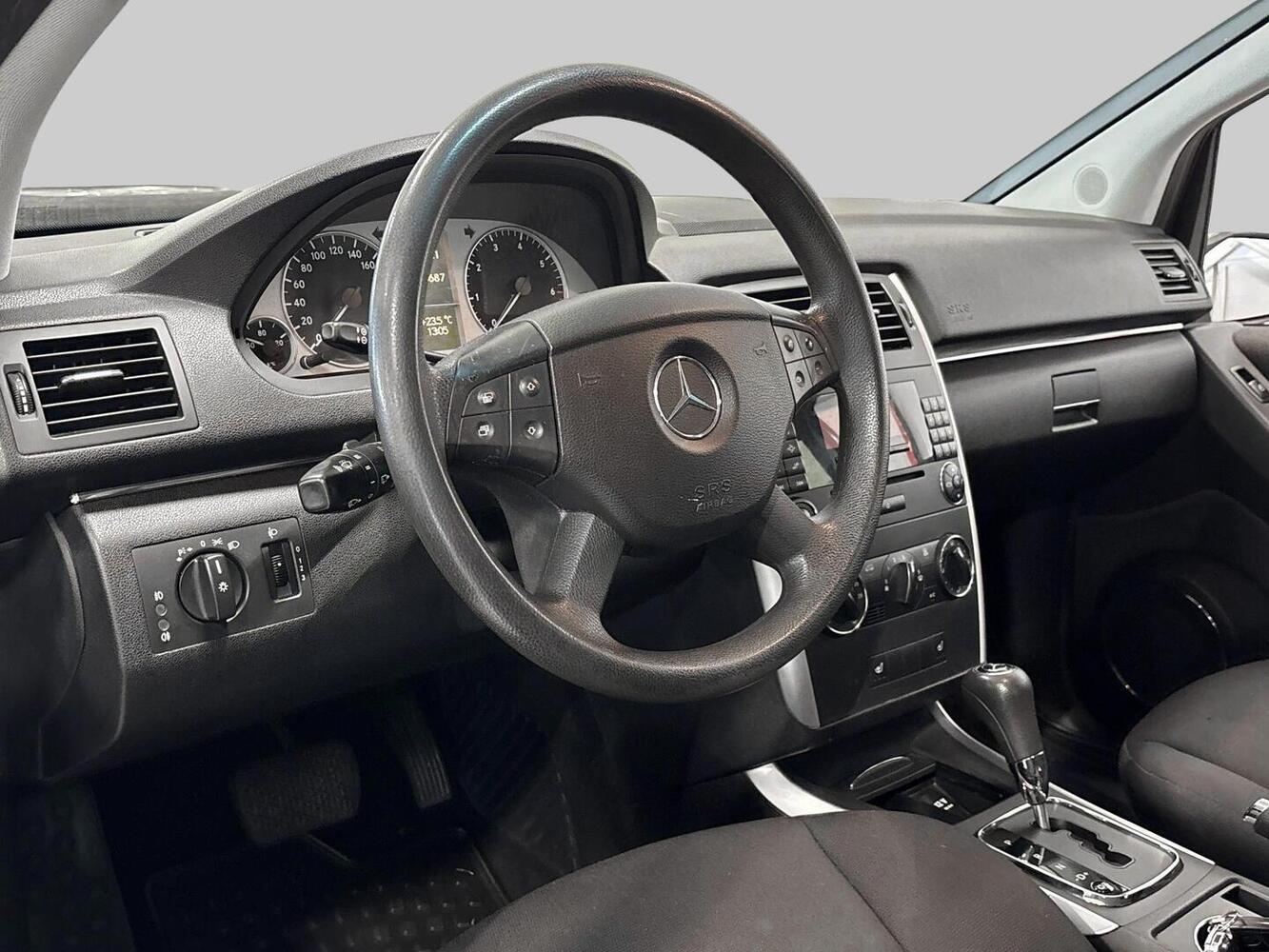 Mercedes-Benz B vaihtoauto