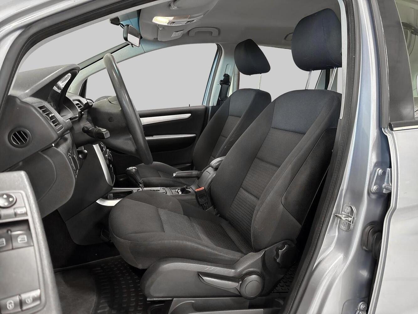 Mercedes-Benz B vaihtoauto
