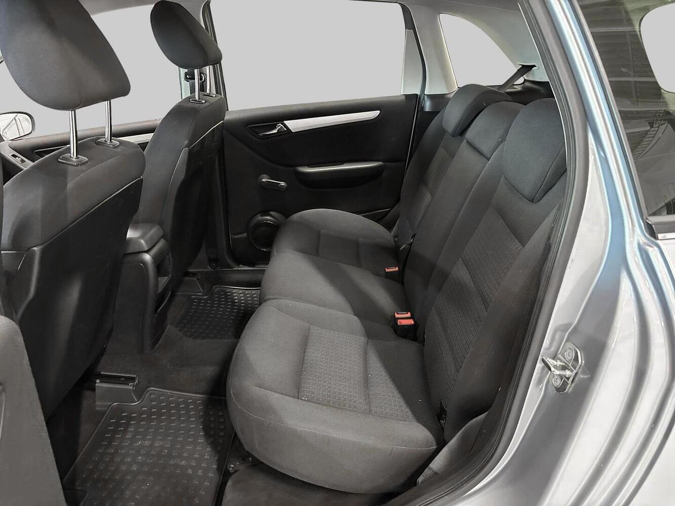Mercedes-Benz B vaihtoauto