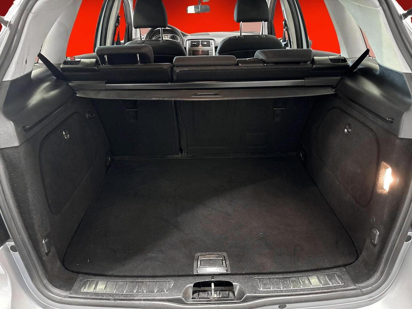 Mercedes-Benz B vaihtoauto