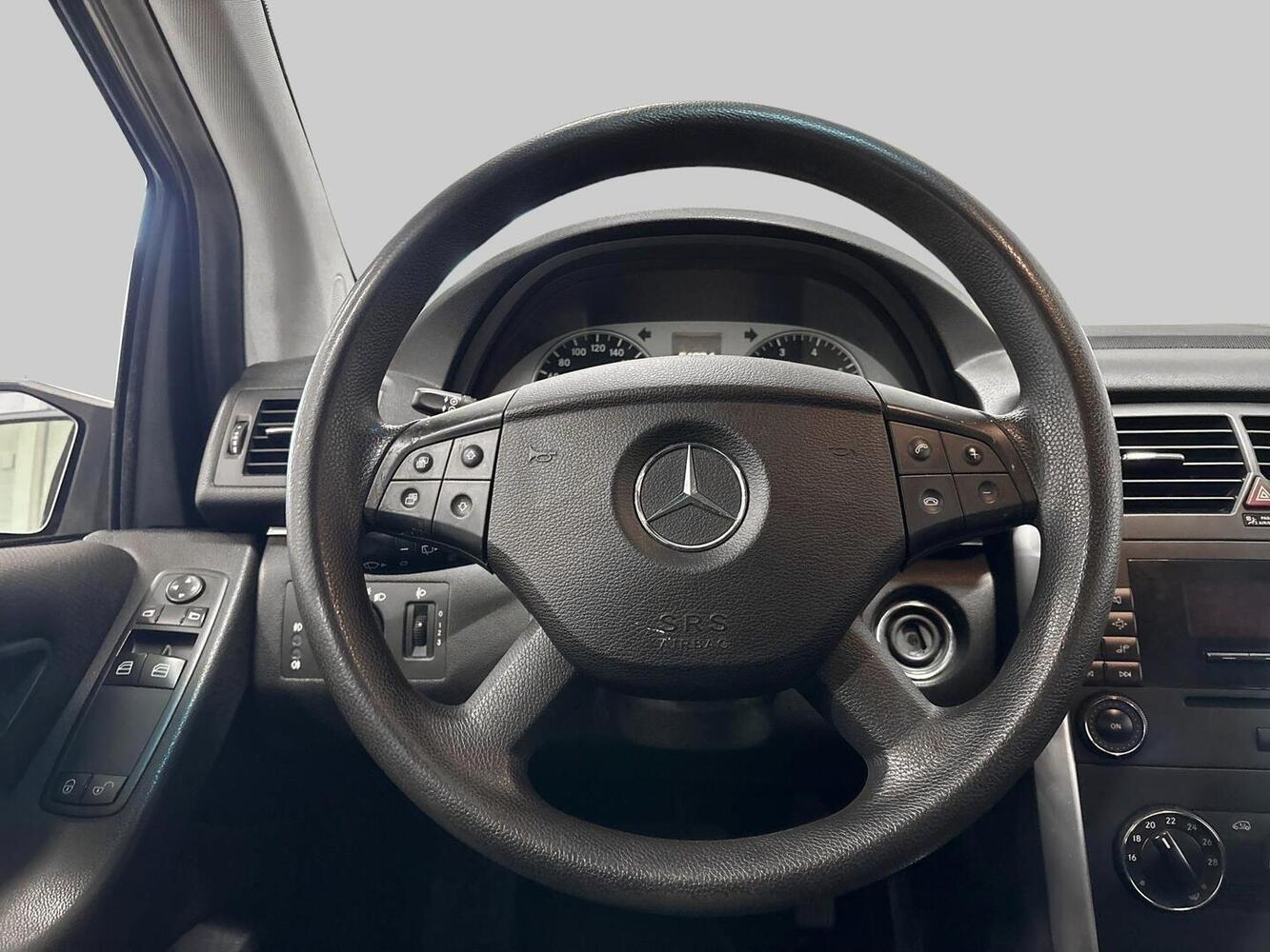Mercedes-Benz B vaihtoauto
