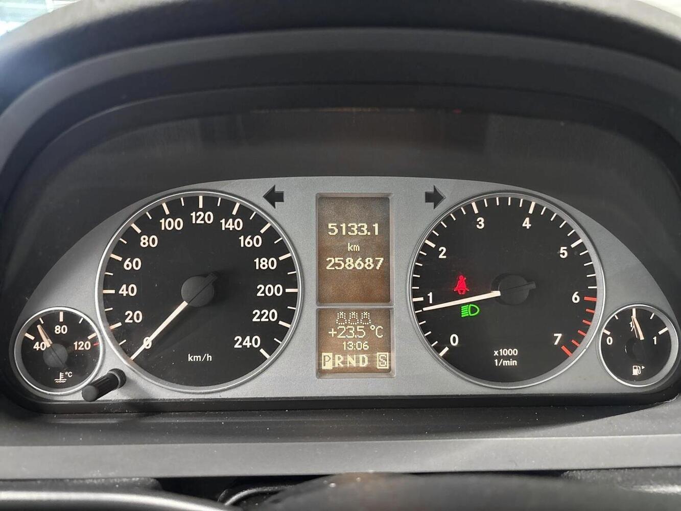 Mercedes-Benz B vaihtoauto