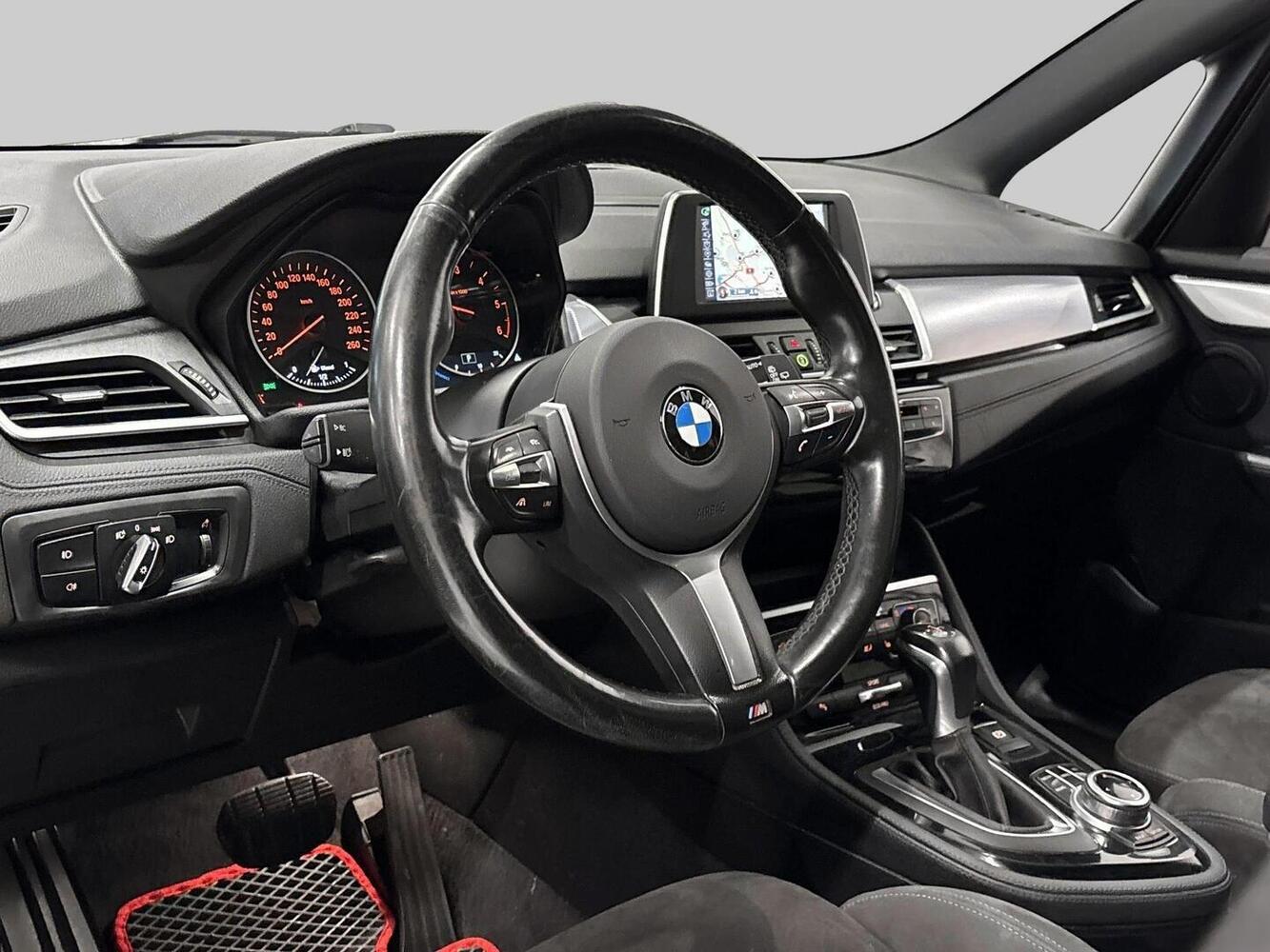 BMW 220 vaihtoauto