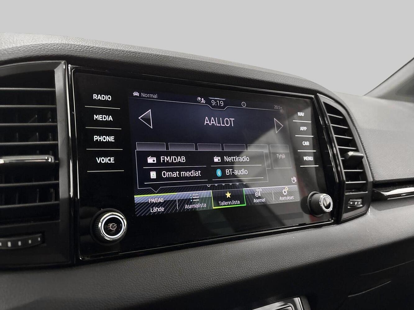 Skoda Karoq vaihtoauto