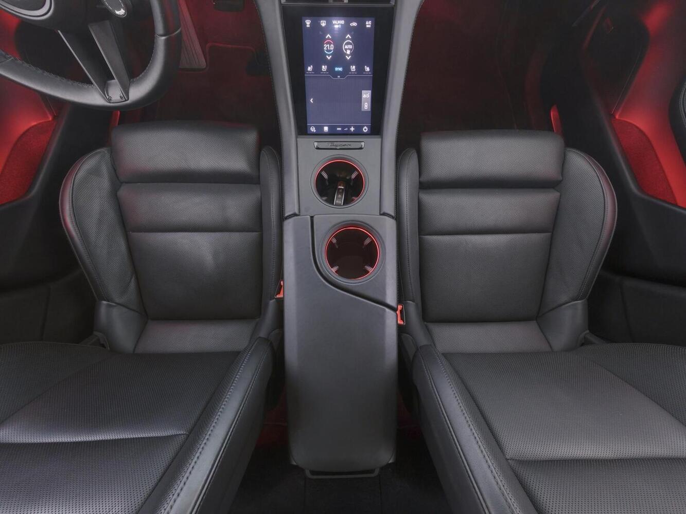 Porsche Taycan vaihtoauto