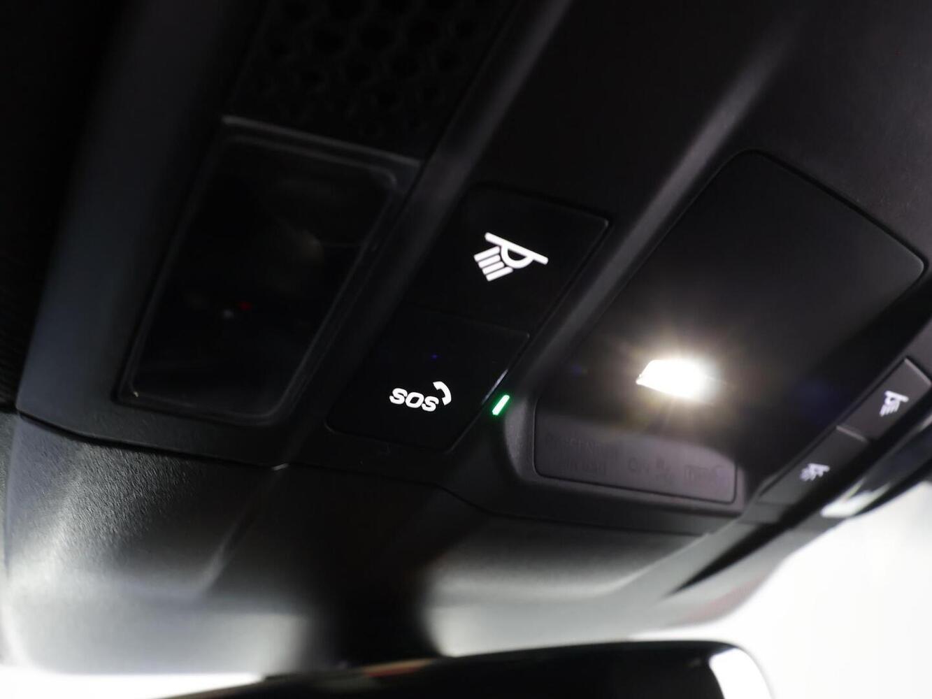 Porsche Taycan vaihtoauto