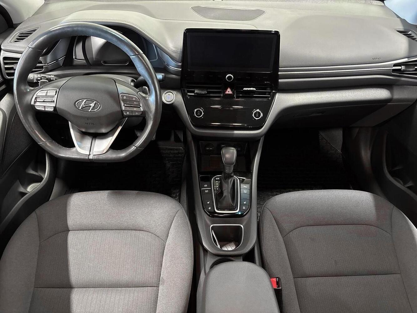 Hyundai IONIQ plug-in vaihtoauto