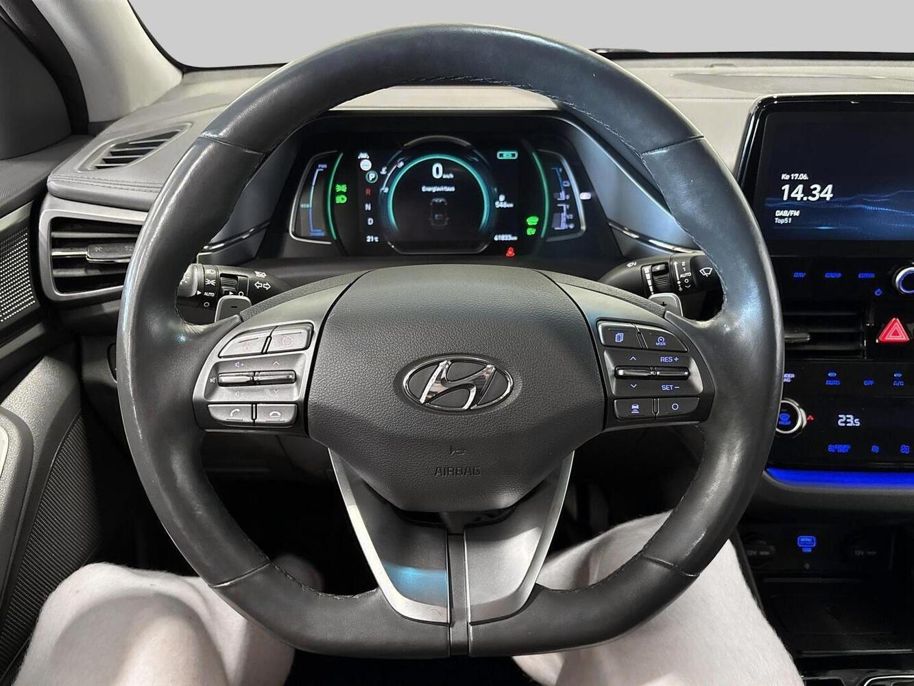 Hyundai IONIQ plug-in vaihtoauto
