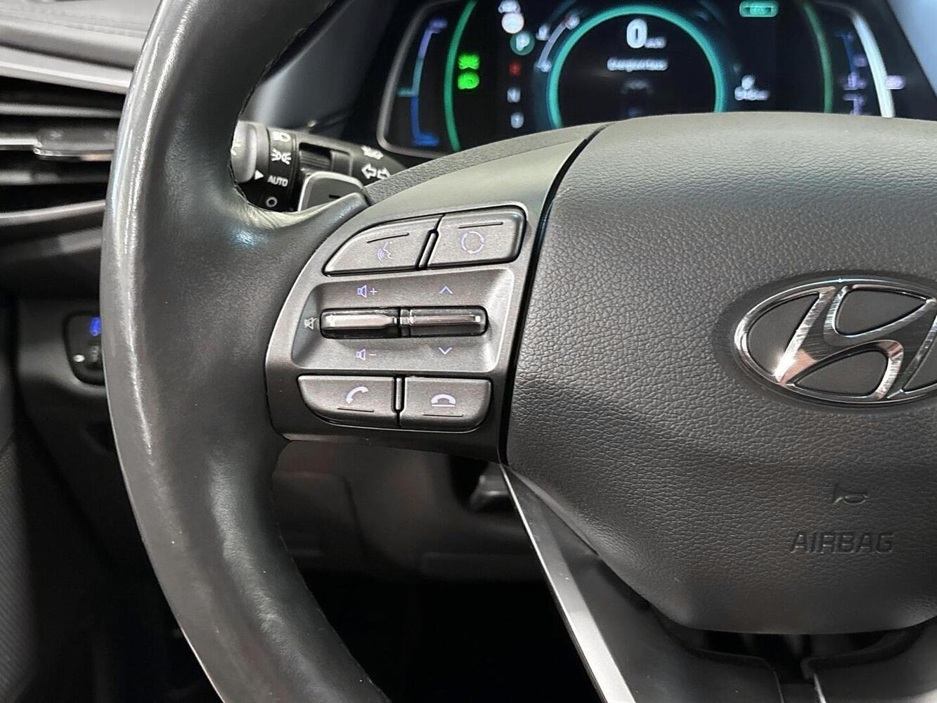 Hyundai IONIQ plug-in vaihtoauto
