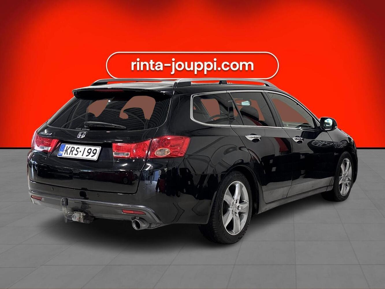 Honda Accord vaihtoauto