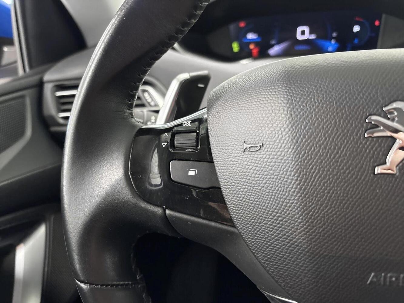 Peugeot 308 vaihtoauto