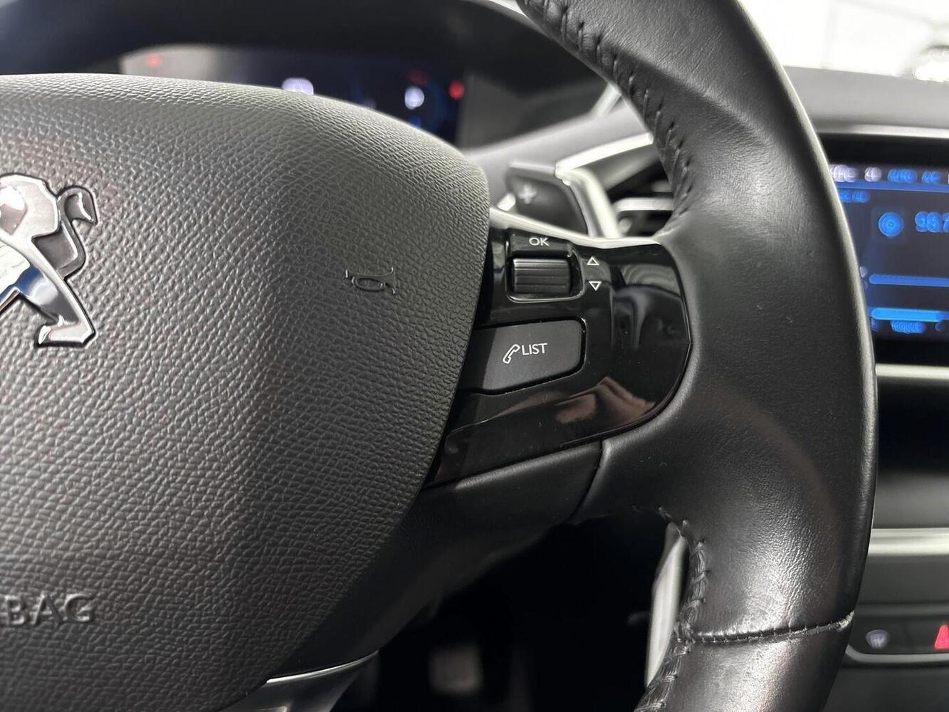 Peugeot 308 vaihtoauto