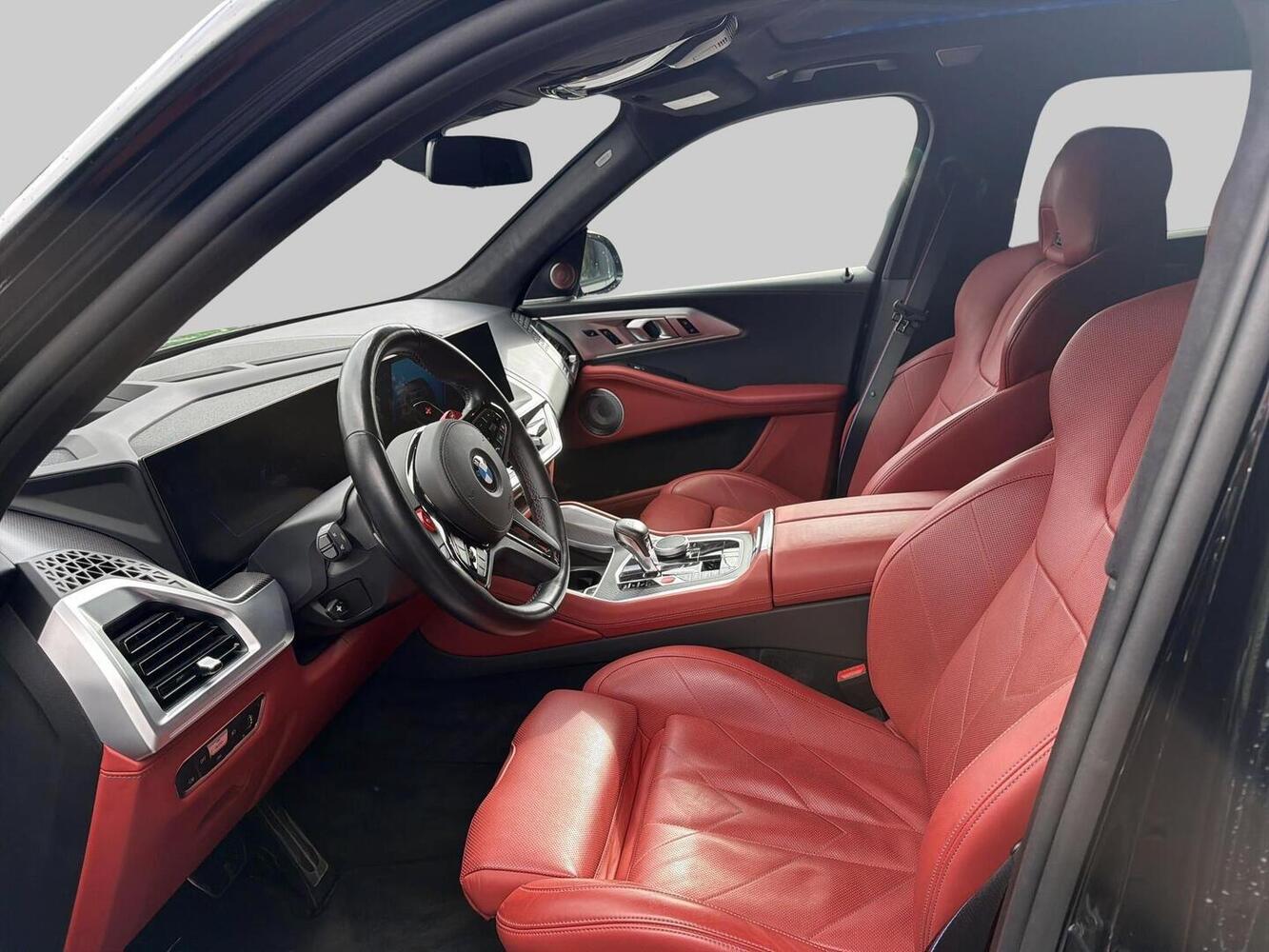 BMW XM vaihtoauto
